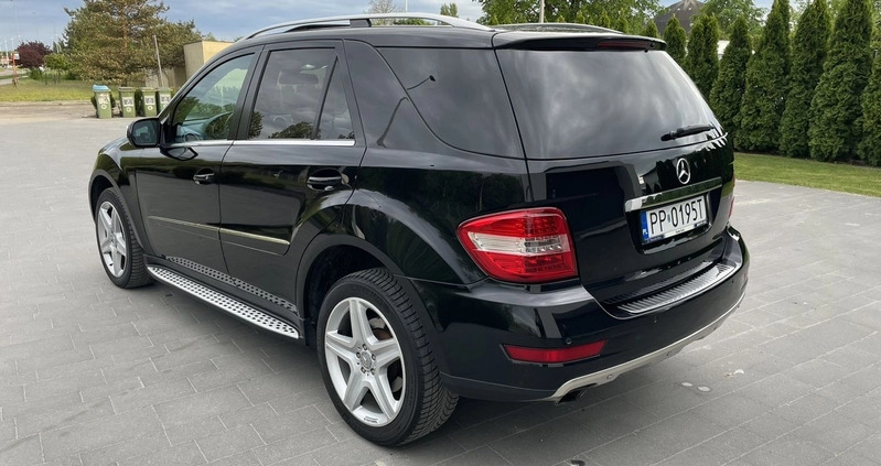 Mercedes-Benz ML cena 45900 przebieg: 292100, rok produkcji 2009 z Piła małe 742
